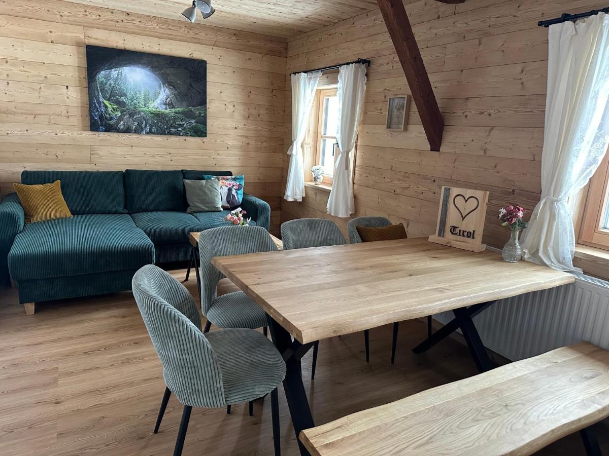 Hotel Peer Alm à Navis Extérieur photo