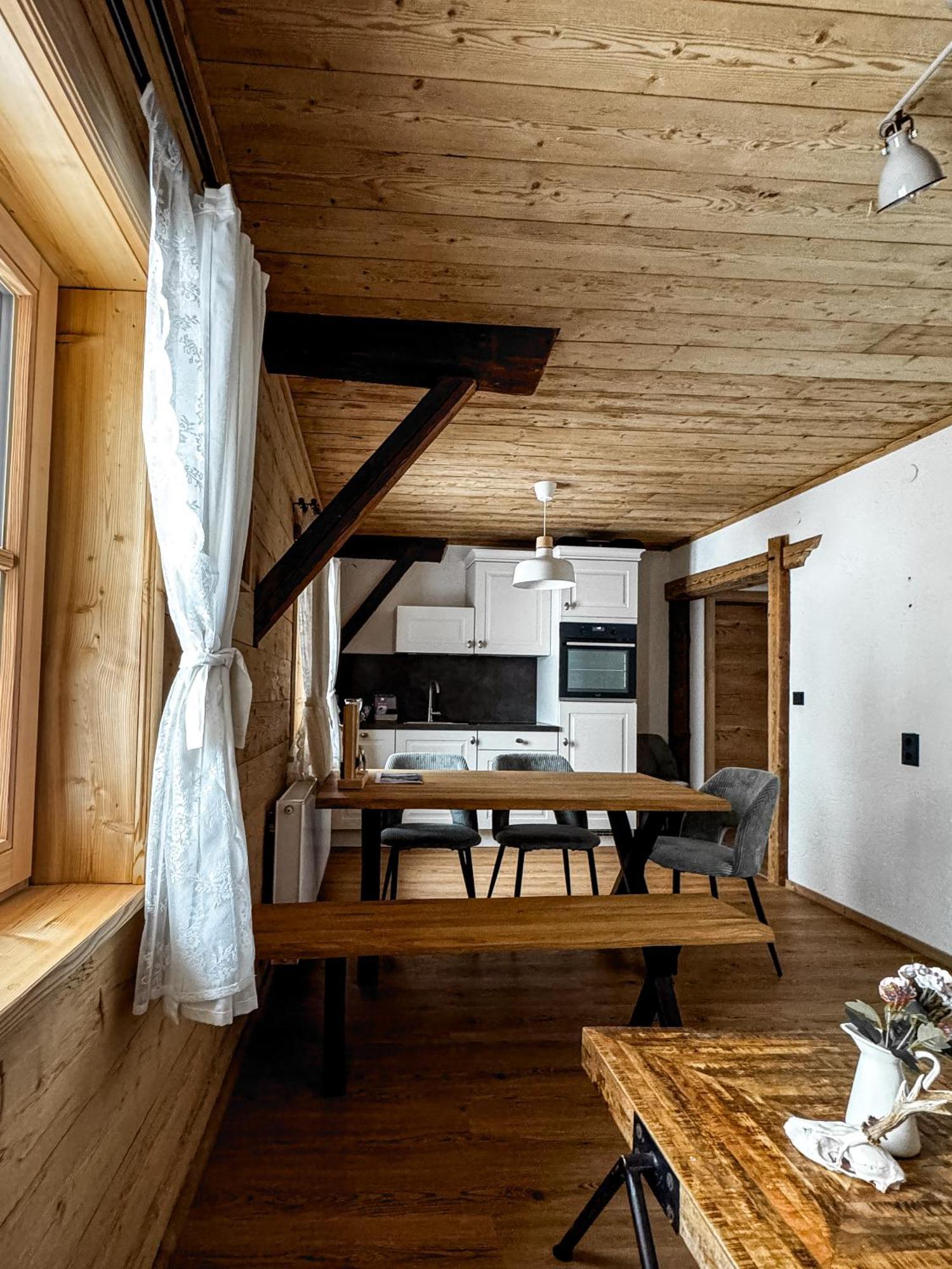 Hotel Peer Alm à Navis Extérieur photo