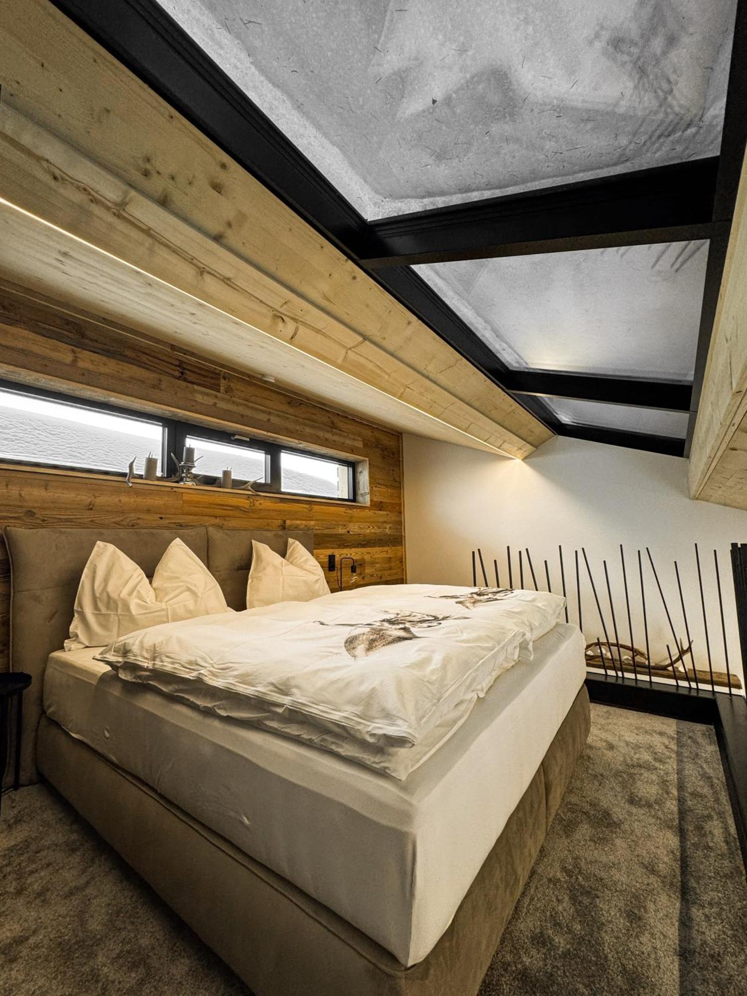 Hotel Peer Alm à Navis Extérieur photo