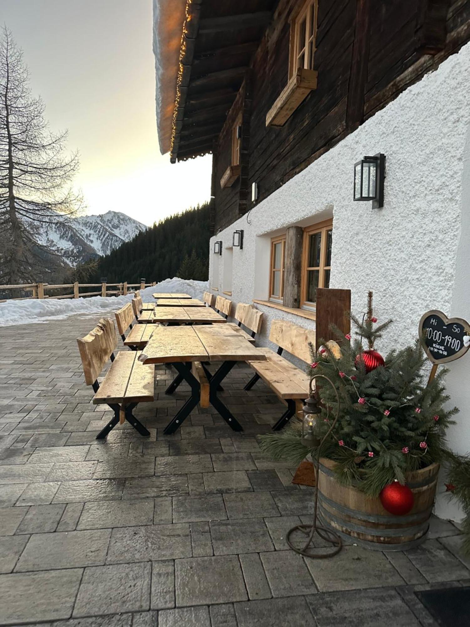 Hotel Peer Alm à Navis Extérieur photo
